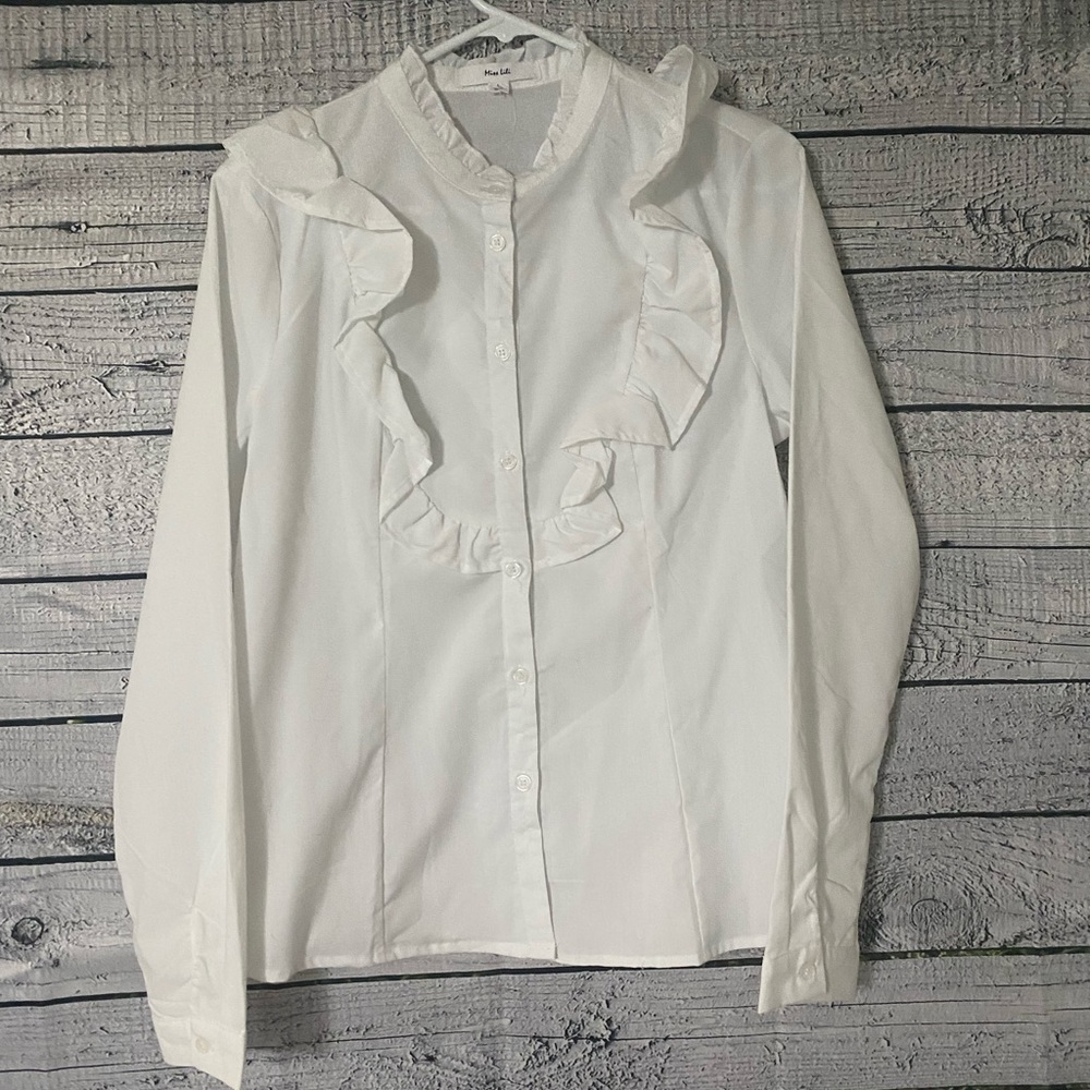 3 items for 10$ ! 🚨White blouse ! Ruffles